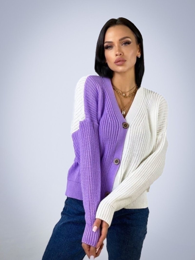 Джемпер на пуговицах женский