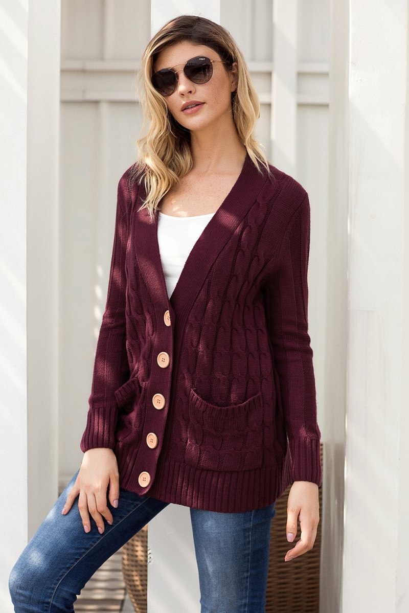 Модная кофта на пуговицах