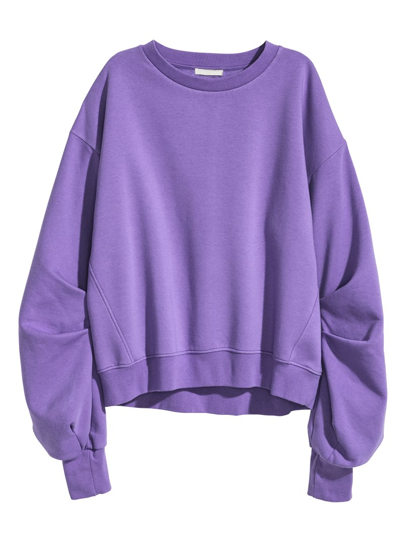 Фиолетовый свитер