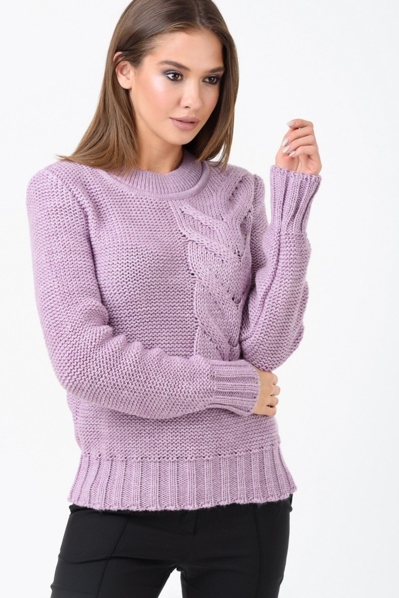 Фиолетовый свитер