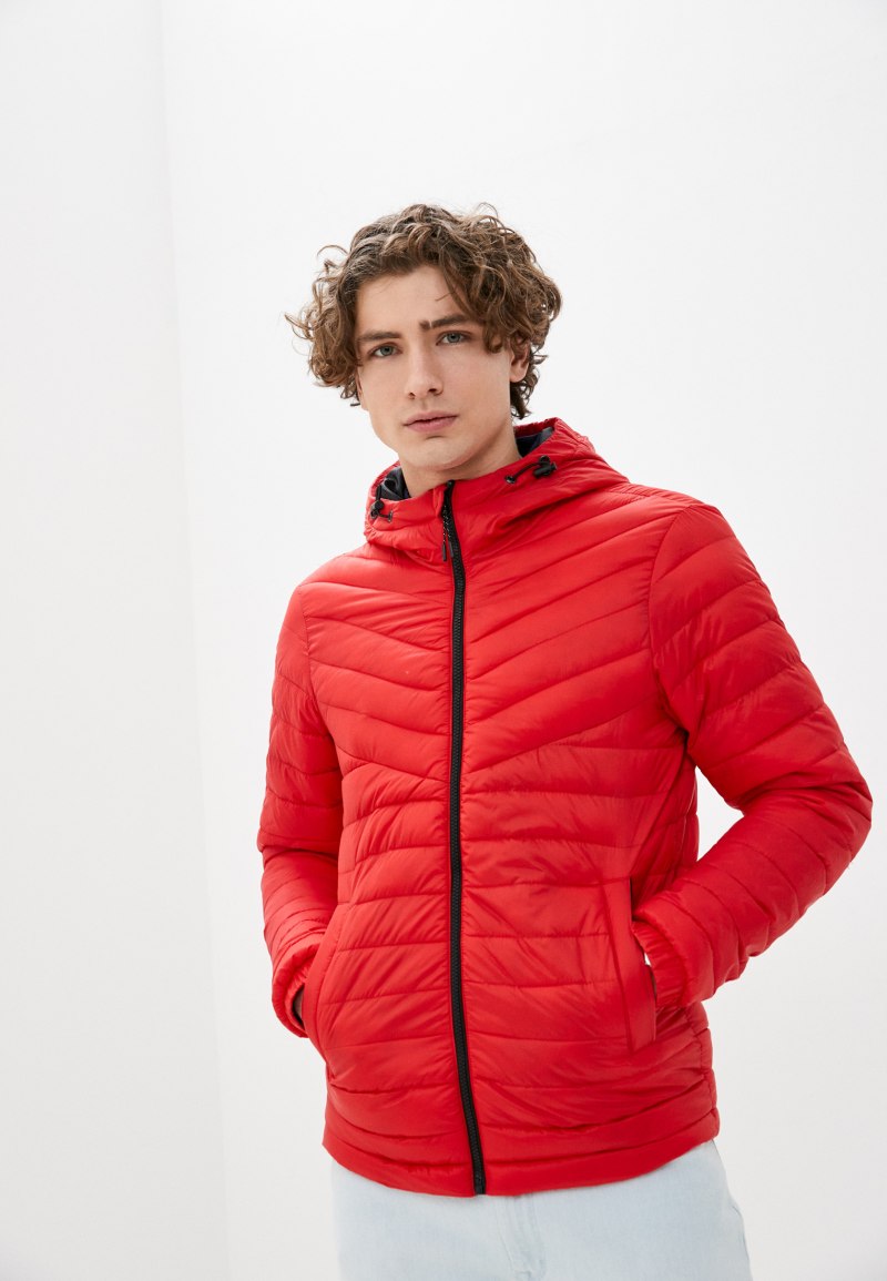 Красный пуховик мужской