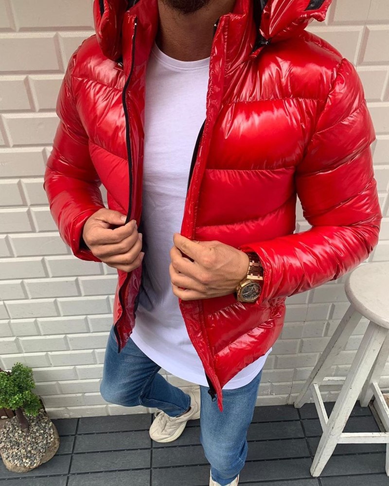 Красный пуховик мужской