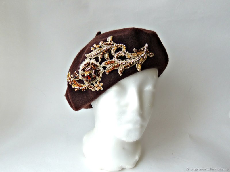 Вышитый головной убор