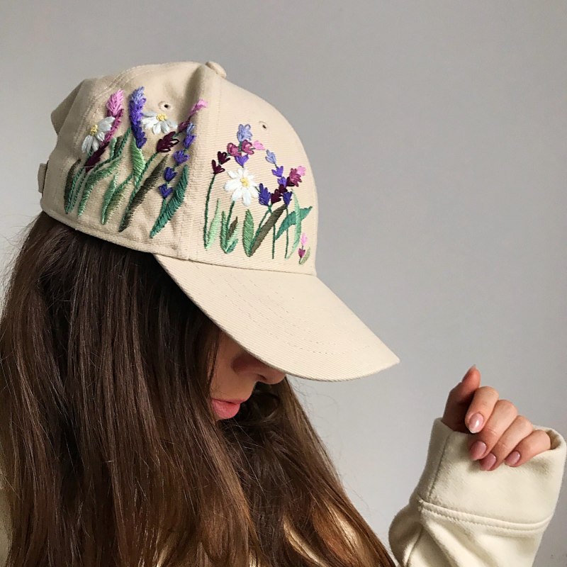 Вышитые бейсболки