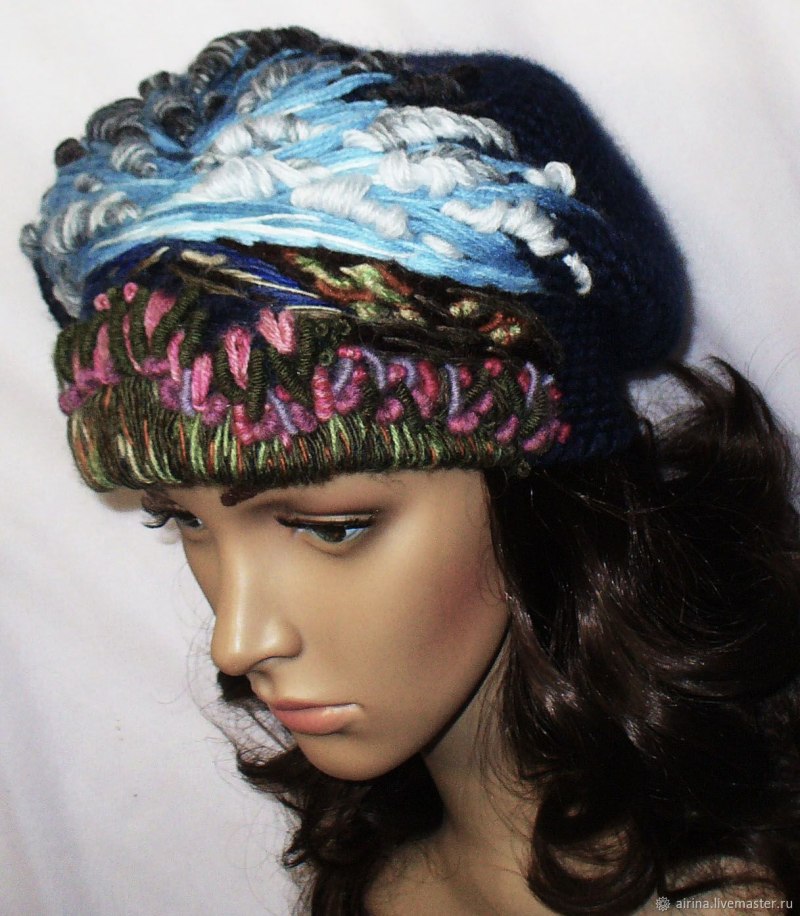 Шапка с вышивкой