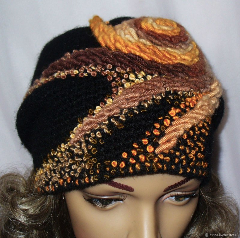 Вязаные береты Ирины Батраковой