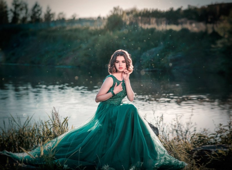 Фотосессия в платье на природе
