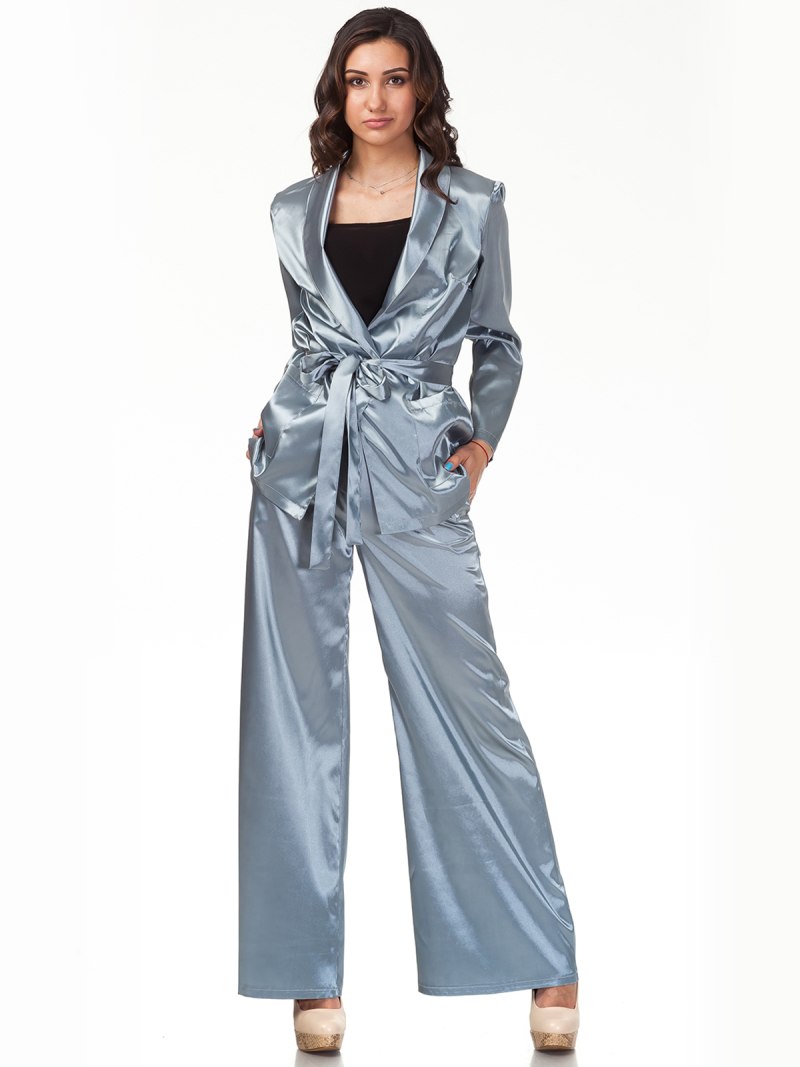 Атласный костюм женский