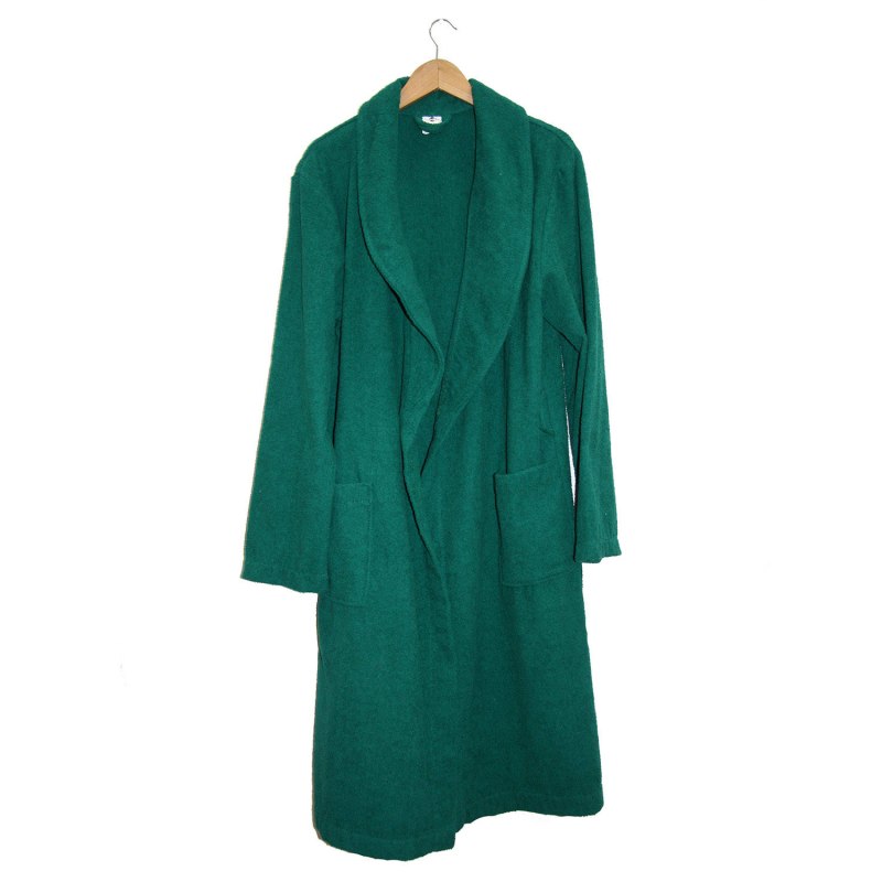Зеленый халат мужской