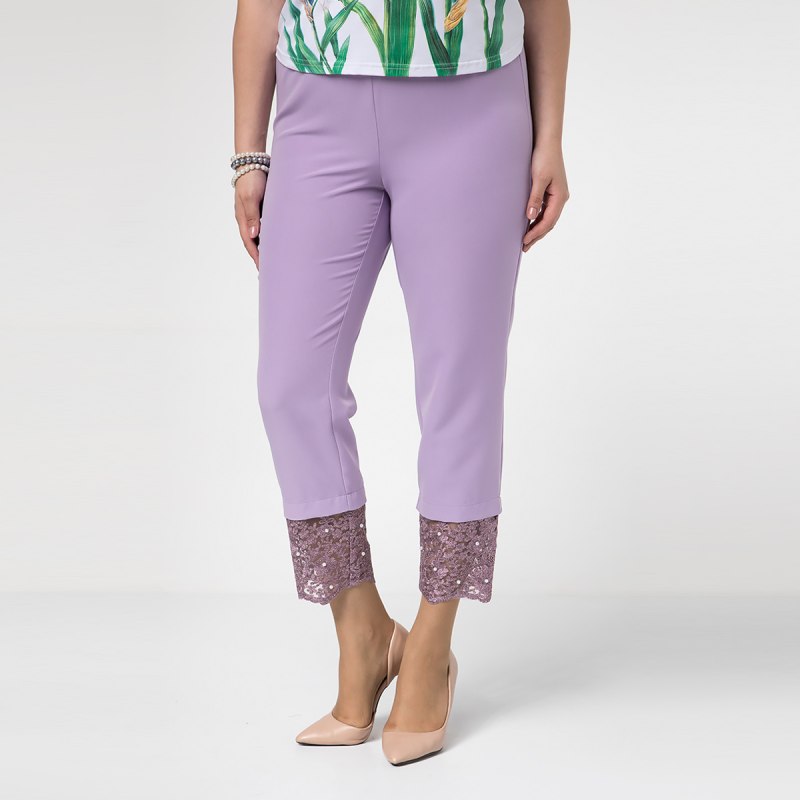 Сиреневые брюки женские
