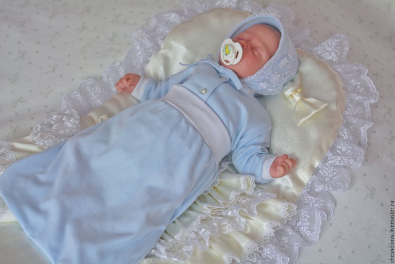 Комплект для новорожденного на выписку