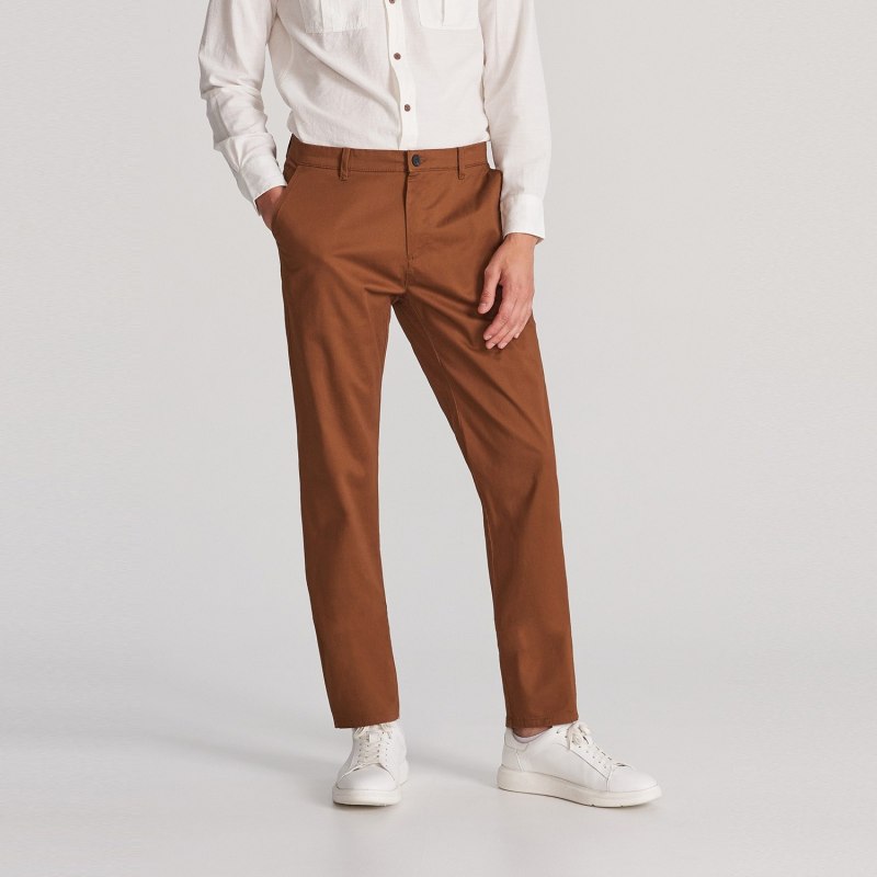 Чиносы слим фит