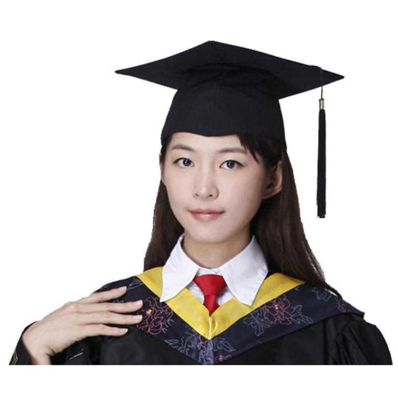 Головной убор магистра