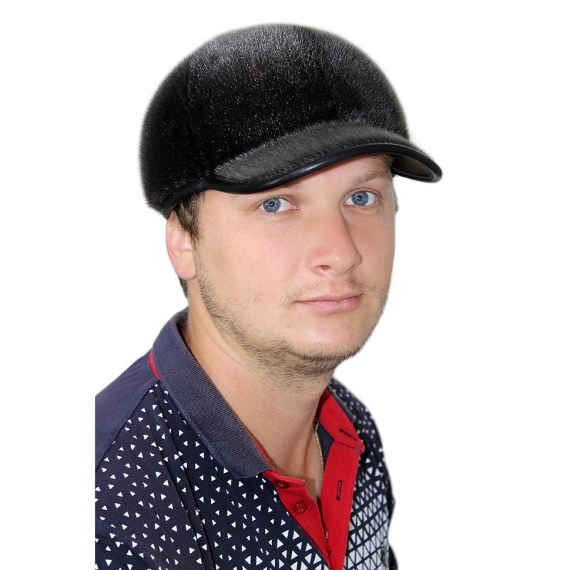 Меховая бейсболка мужская