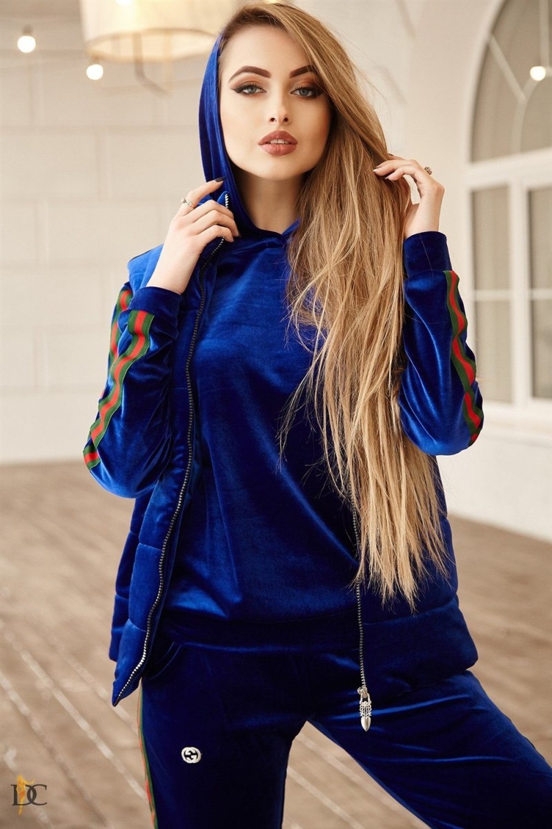 Велюровый костюм тройка женский