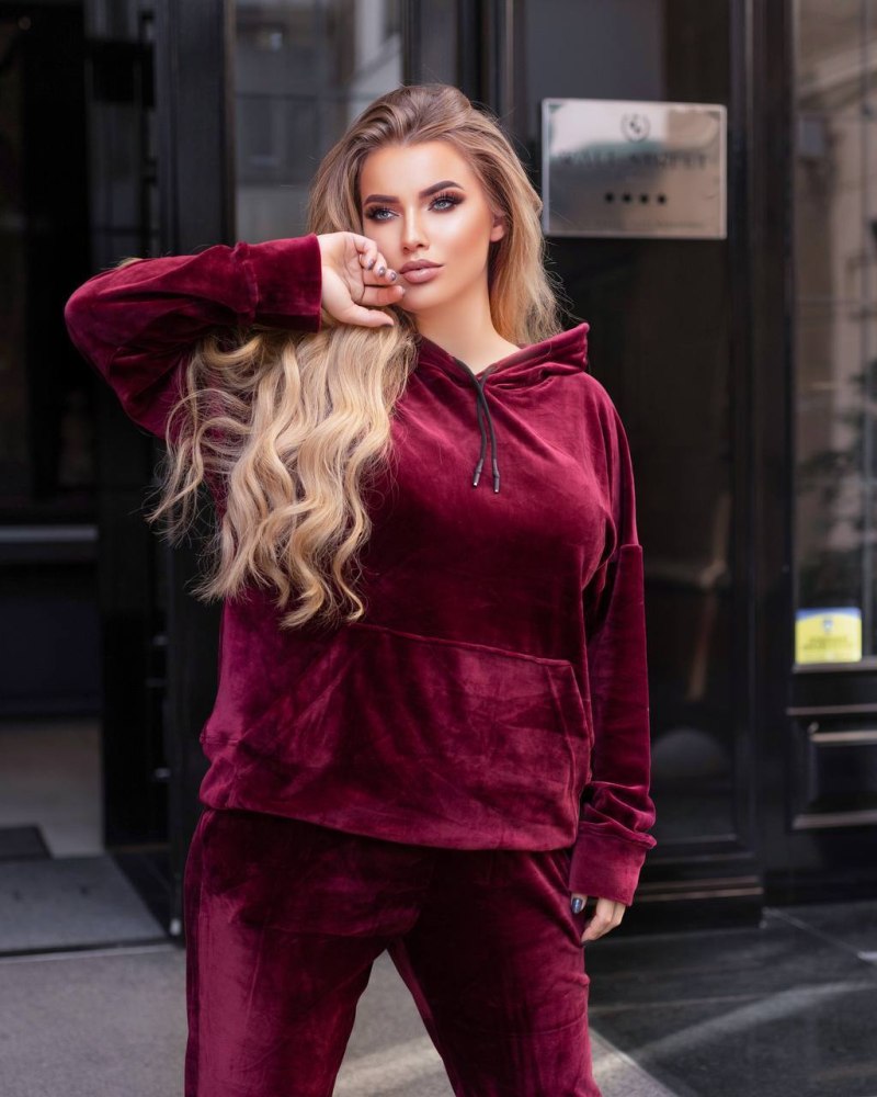 Велюр спортивный костюм больших размеров