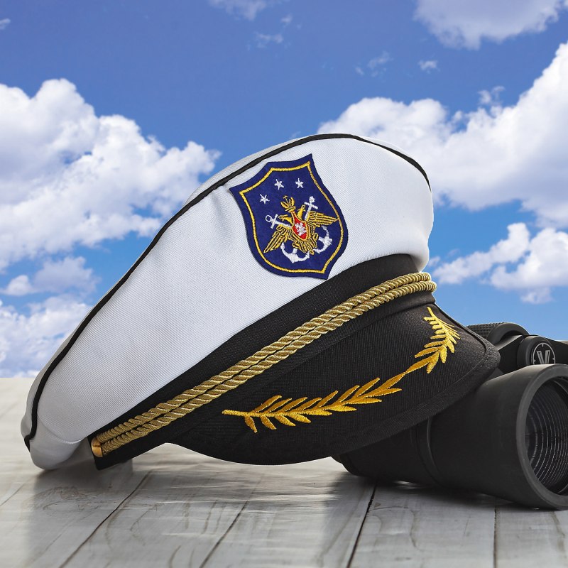 Фуражка капитана корабля