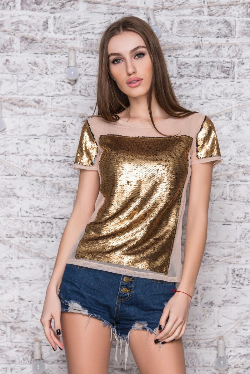 Золотая футболка женская