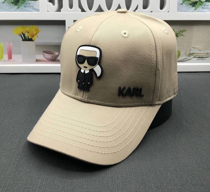 Кепка Карл Лагерфельд бежевая