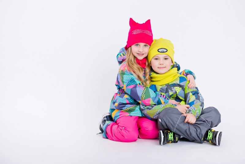 Зимняя детская одежда баннер