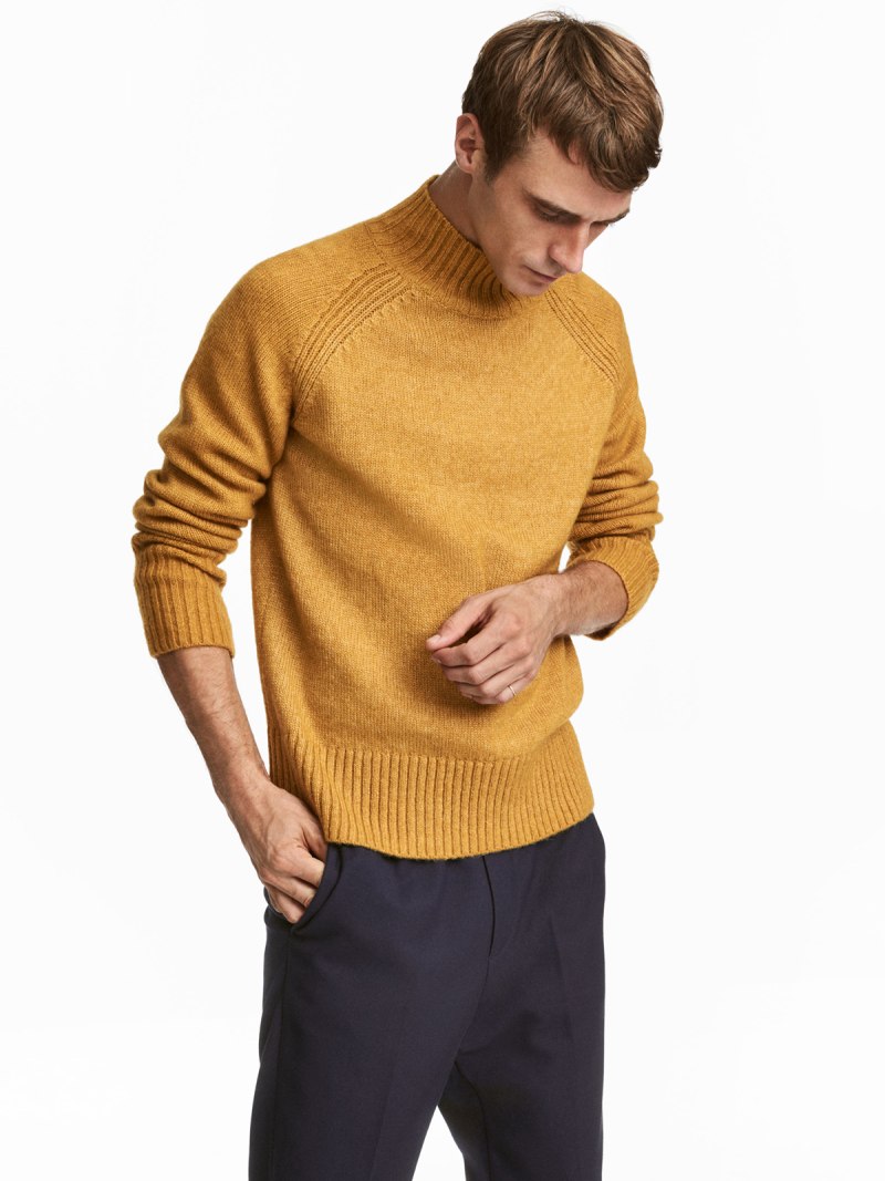 Водолазка мужская горчичного цвета