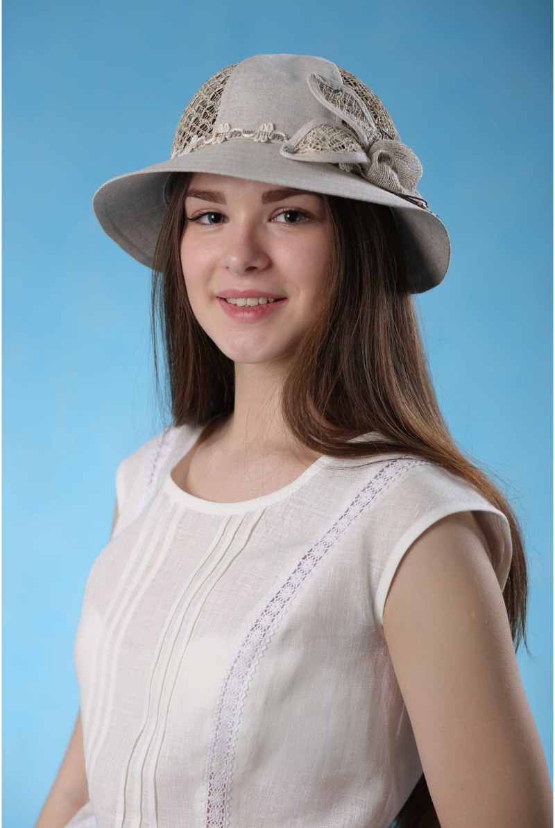 Женские шляпки из льна