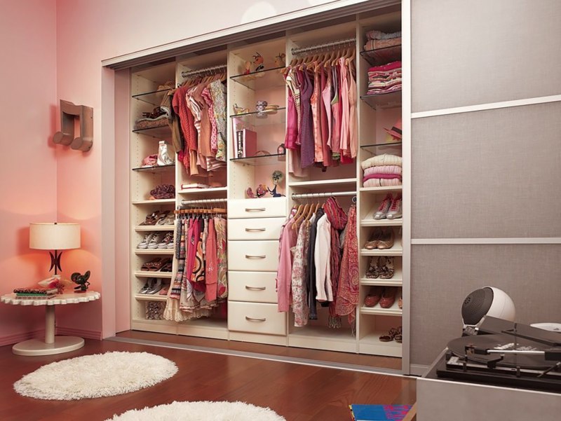 Шкаф гардеробный