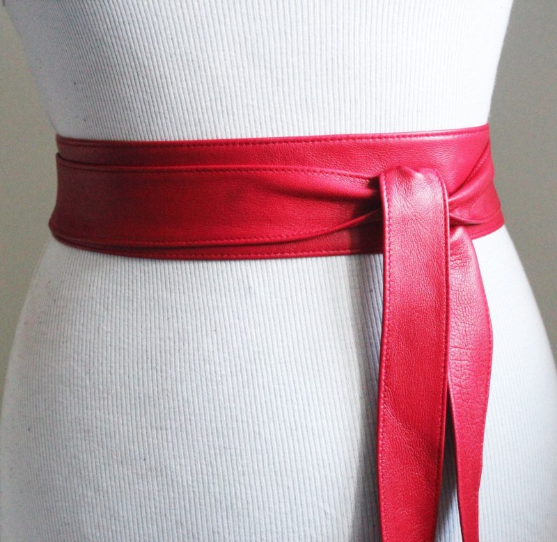 Кожаный пояс завязывающийся