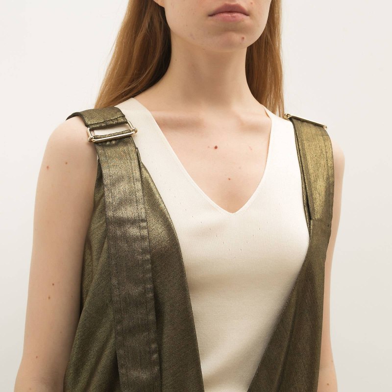 Жилет золотой