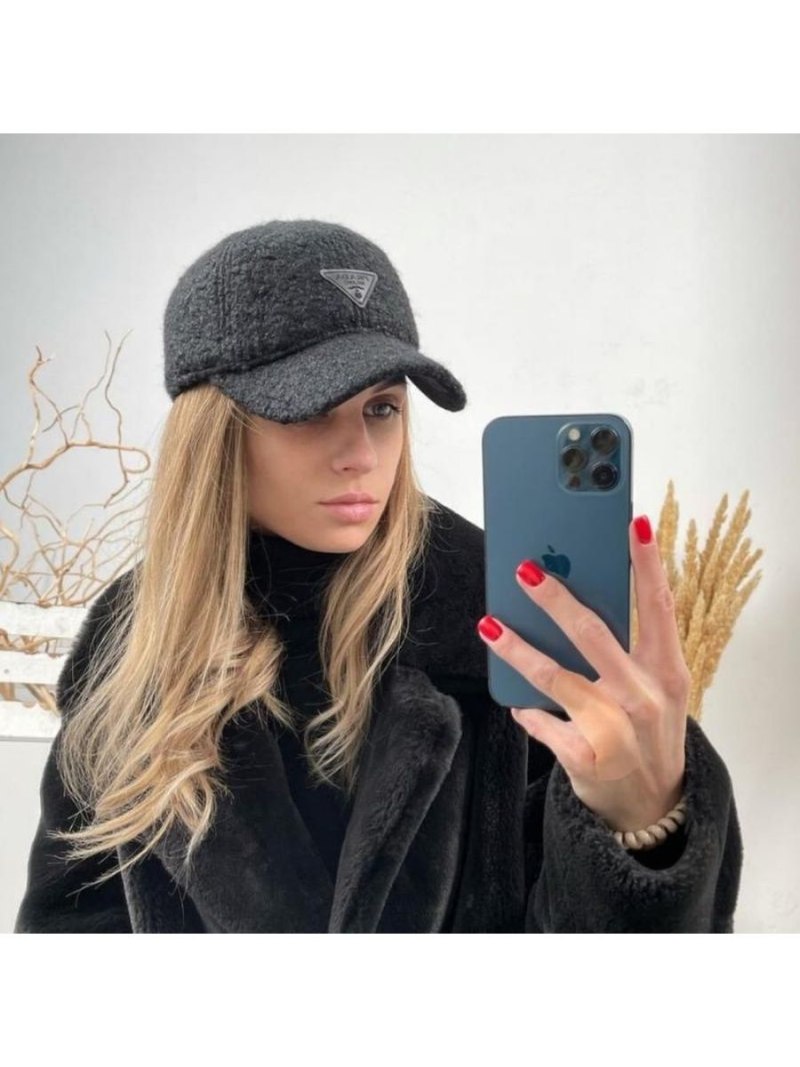 Кепка Celine женская