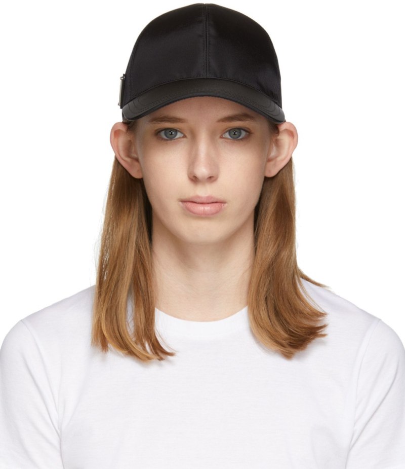 Prada кепи женская