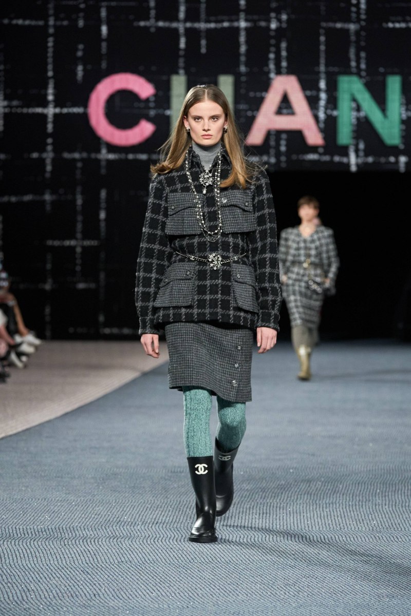 Chanel коллекция осень зима 2022-2023