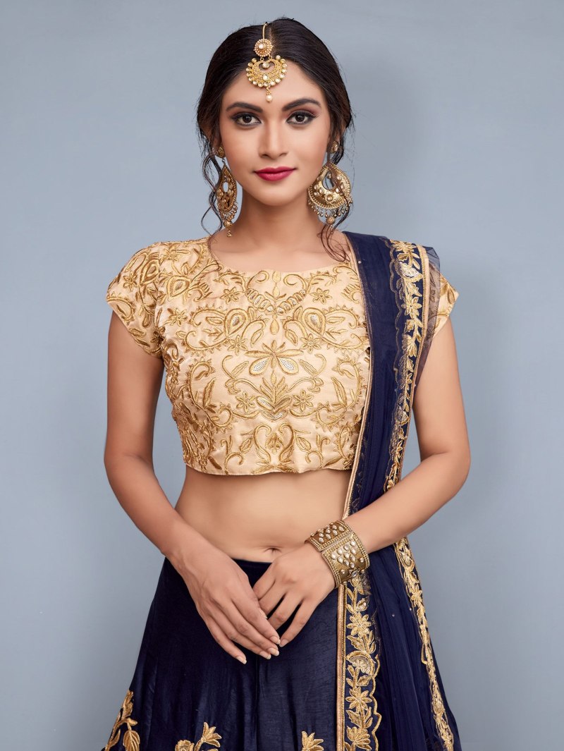 Лехенга-Чоли фото