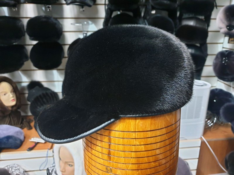 Кепки из норки мужские