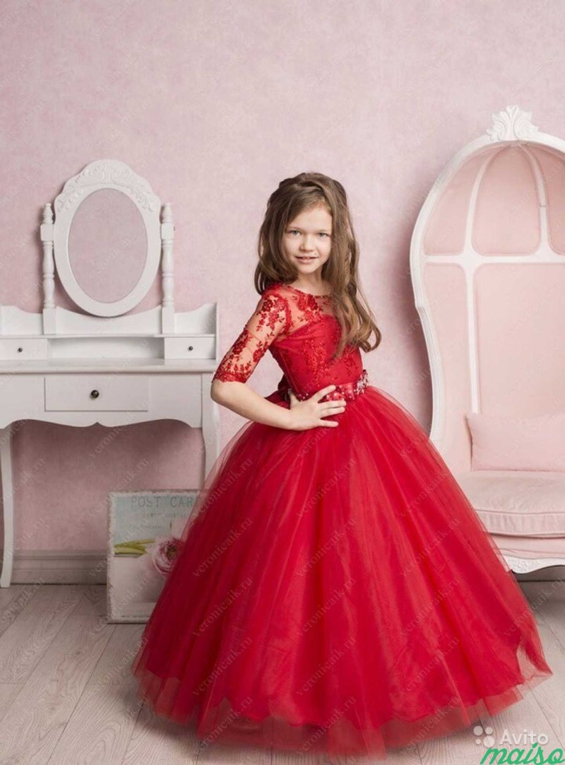 Красный Veronicaiko vg0288