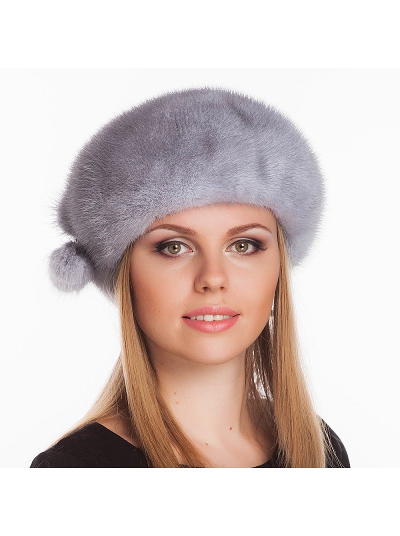 Меховые береты женские