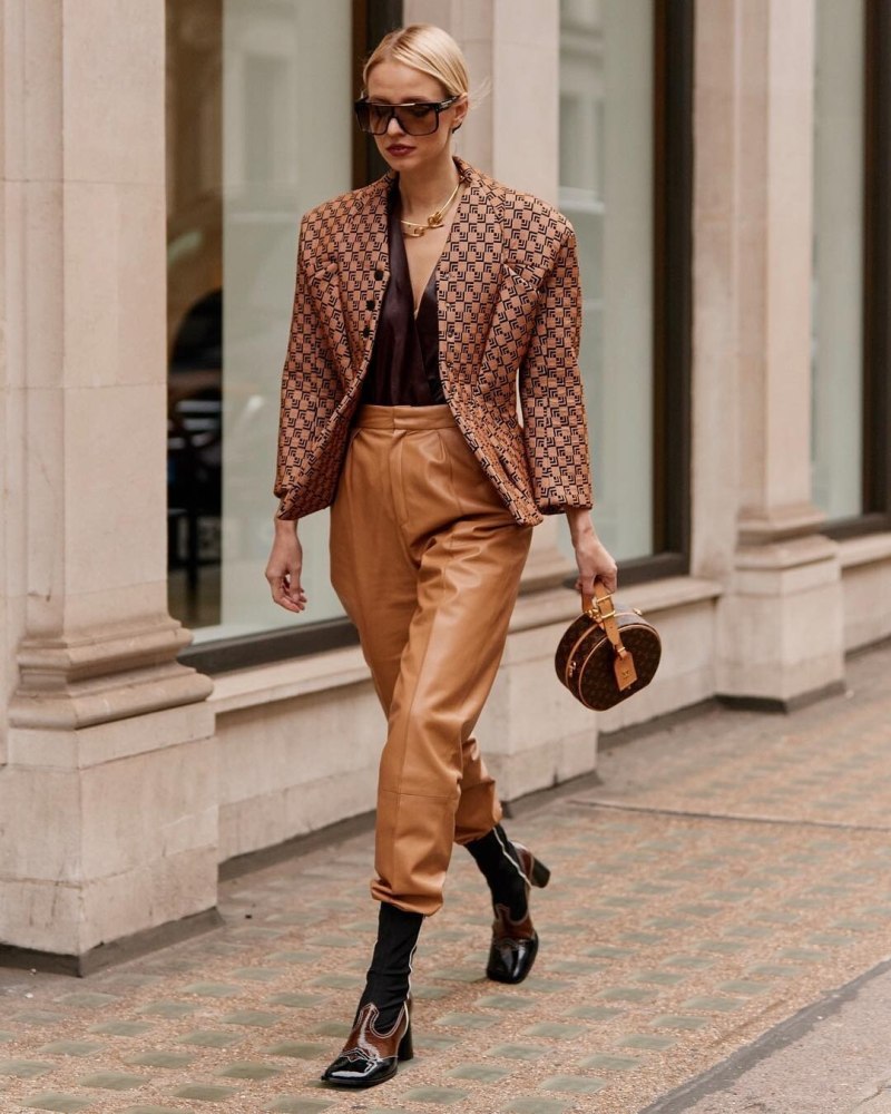 Hermes жокейский стиль