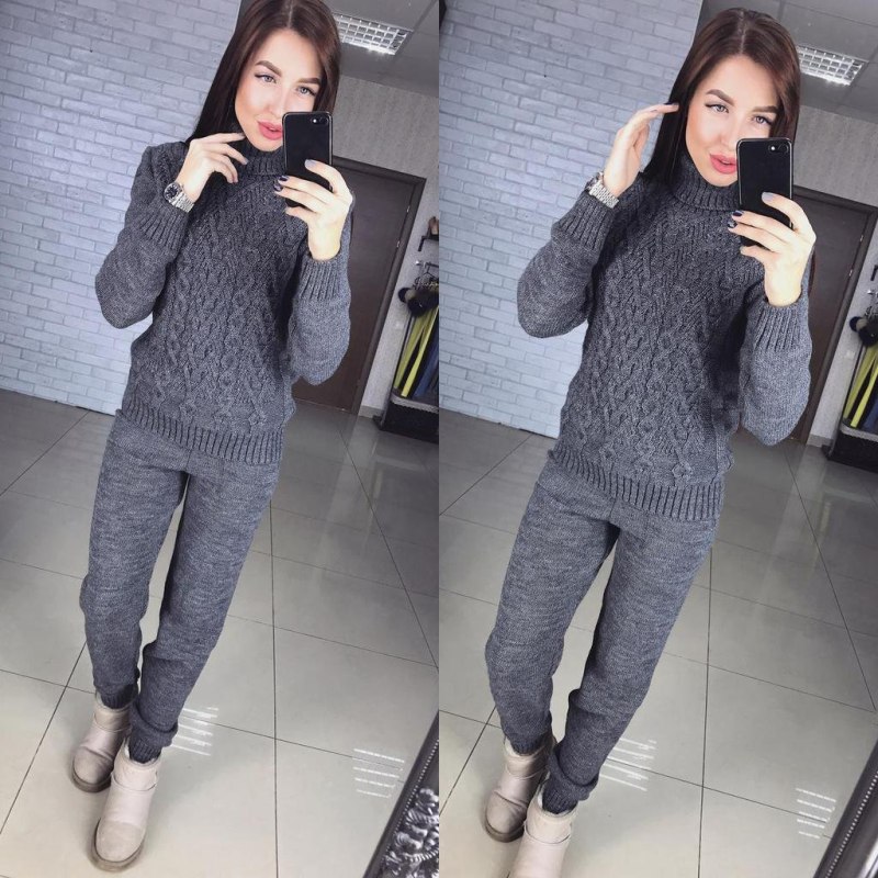 Теплый вязаный костюм