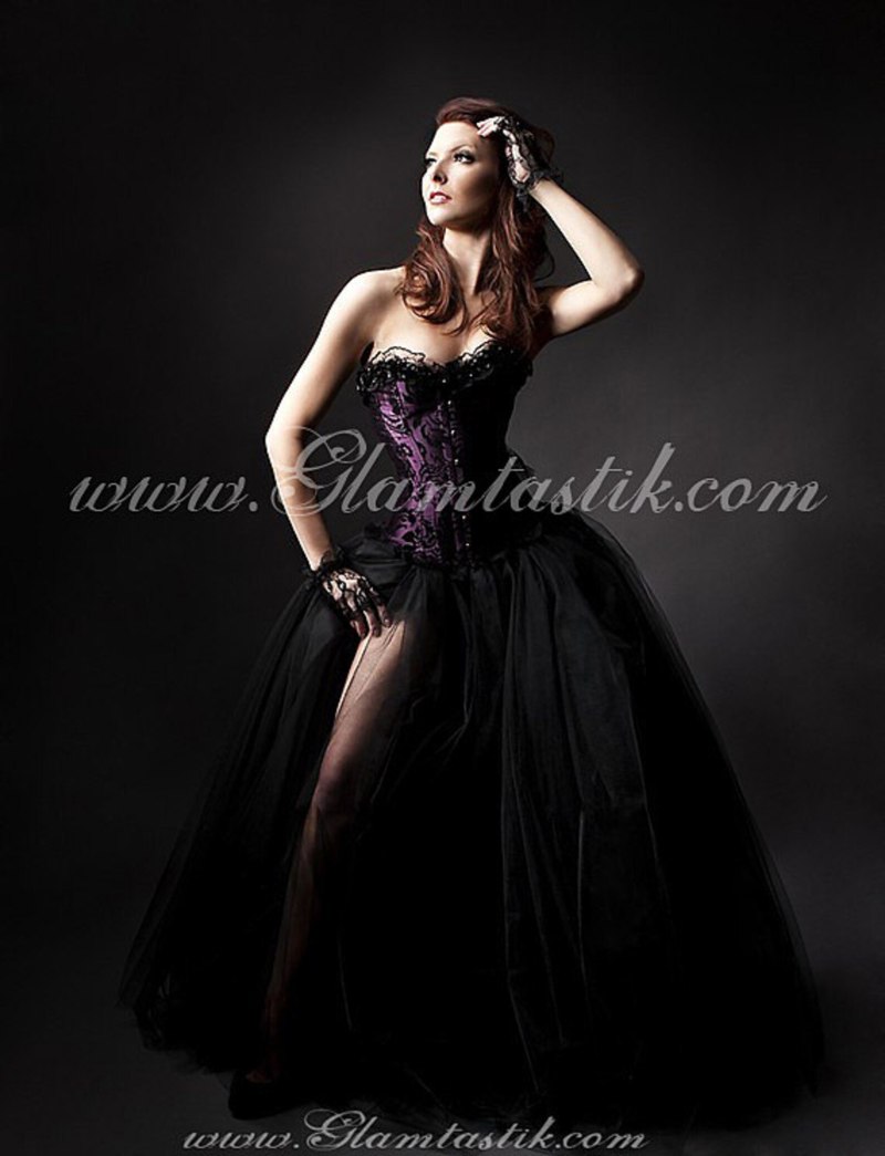 Goth Dress с корсетом