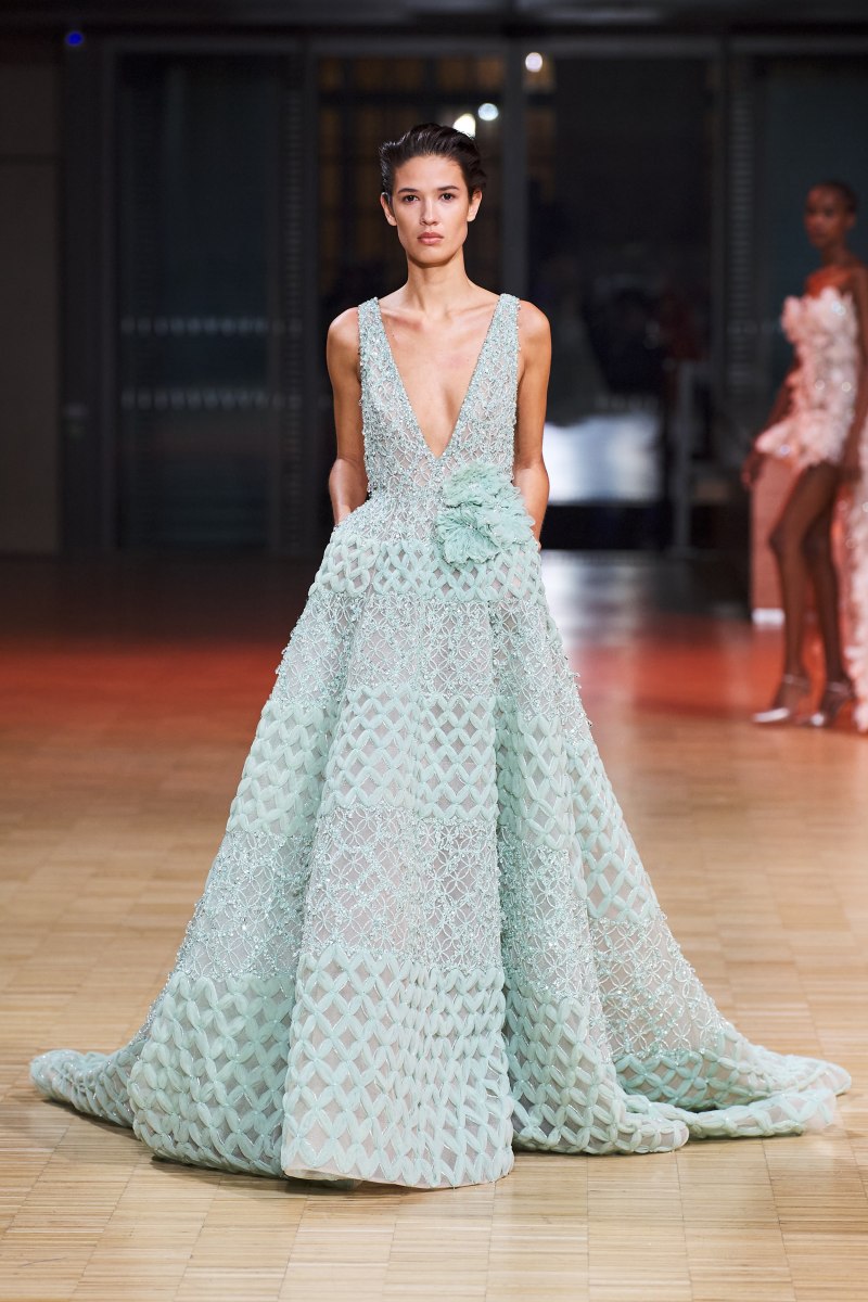 Elie Saab Spring 2022 Couture collection