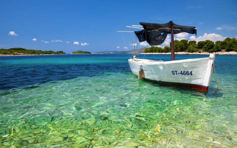 Прозрачное море