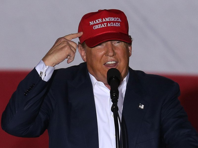 Трамп make America great again