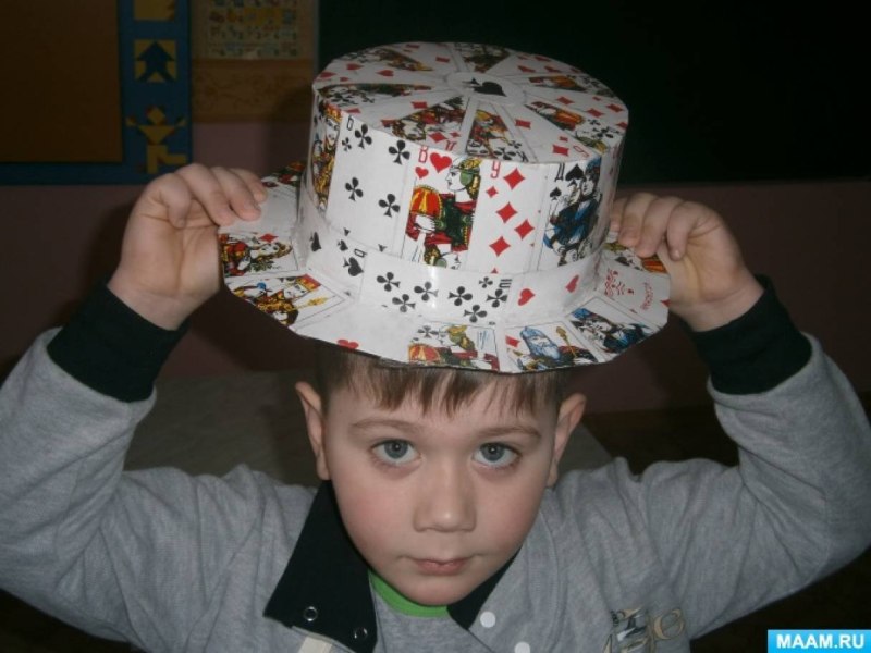 Необычный головной убор для мальчика