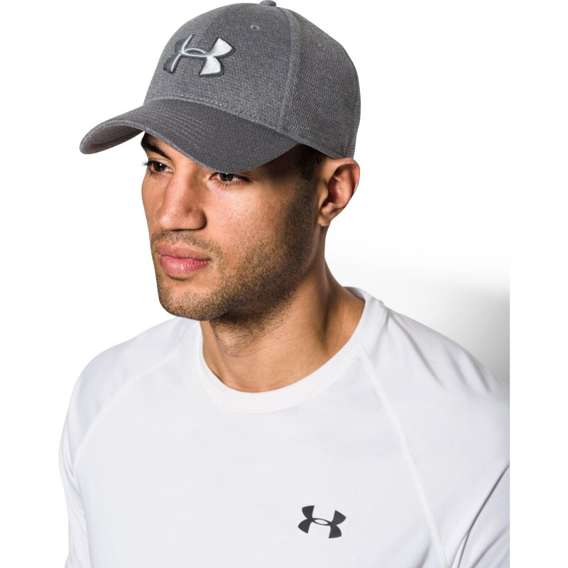 Бейсболка under Armour Heathered Blitzing 3.0