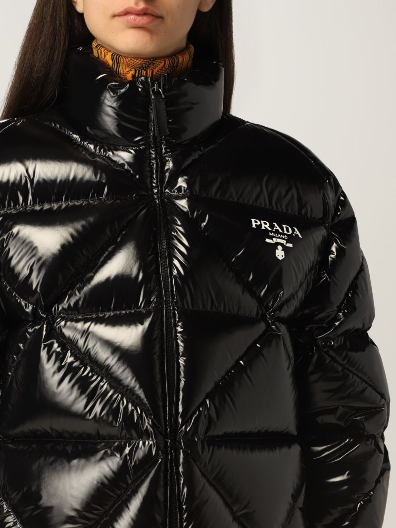 Prada куртка женская черная короткая