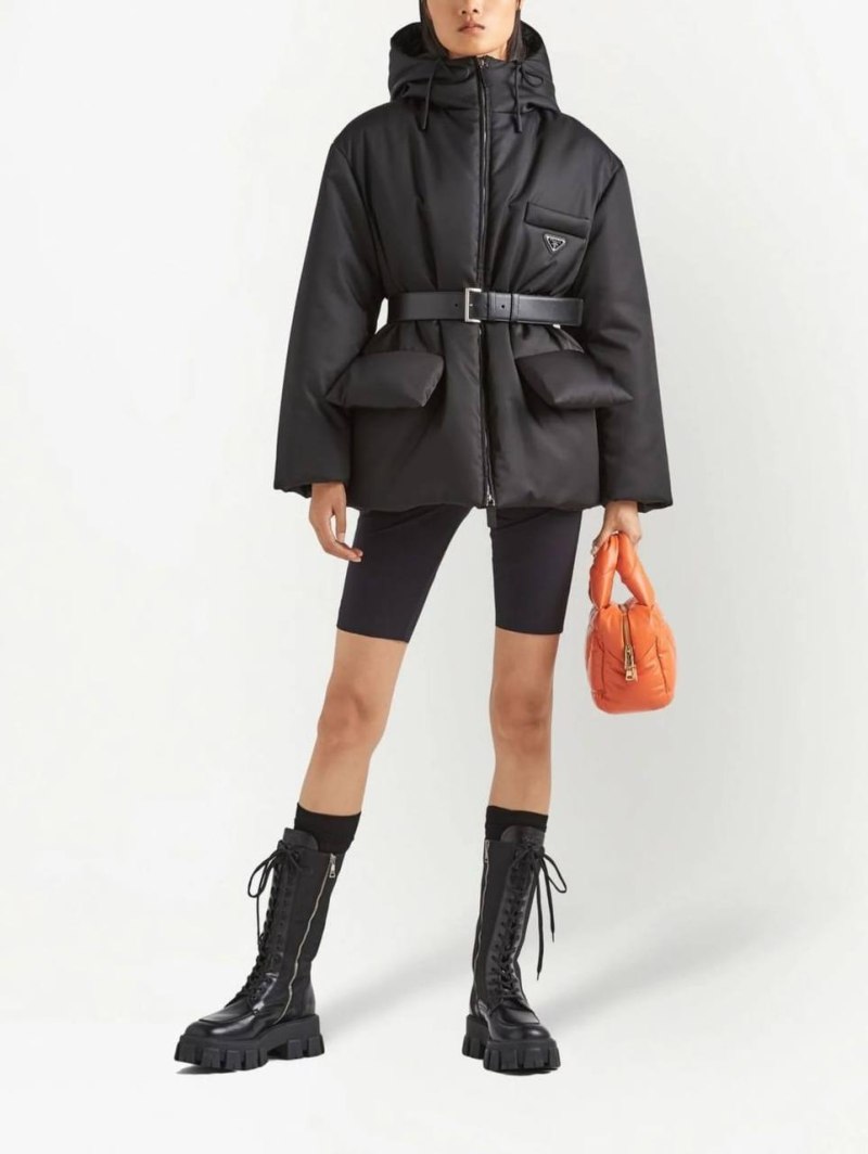 Пуховик Prada