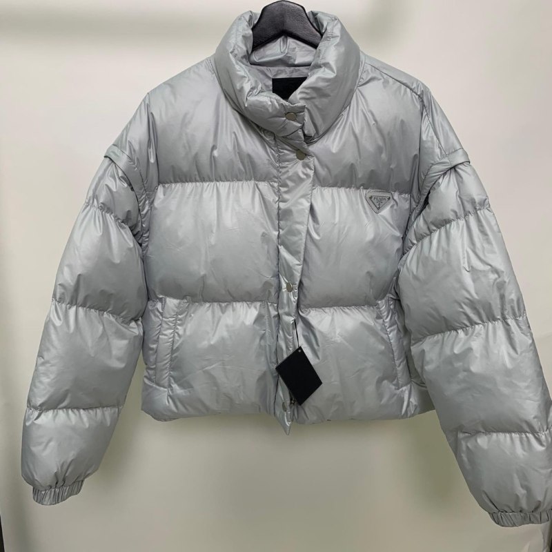 Пуховик Prada серый