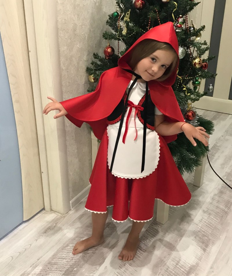 Наряд красной шапочки
