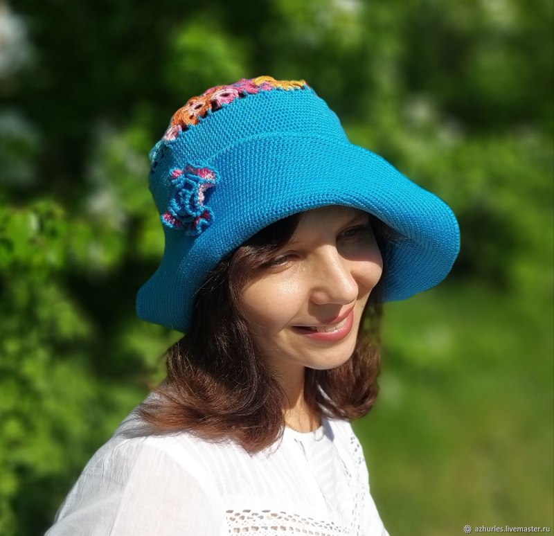 Шляпки женские вязаные