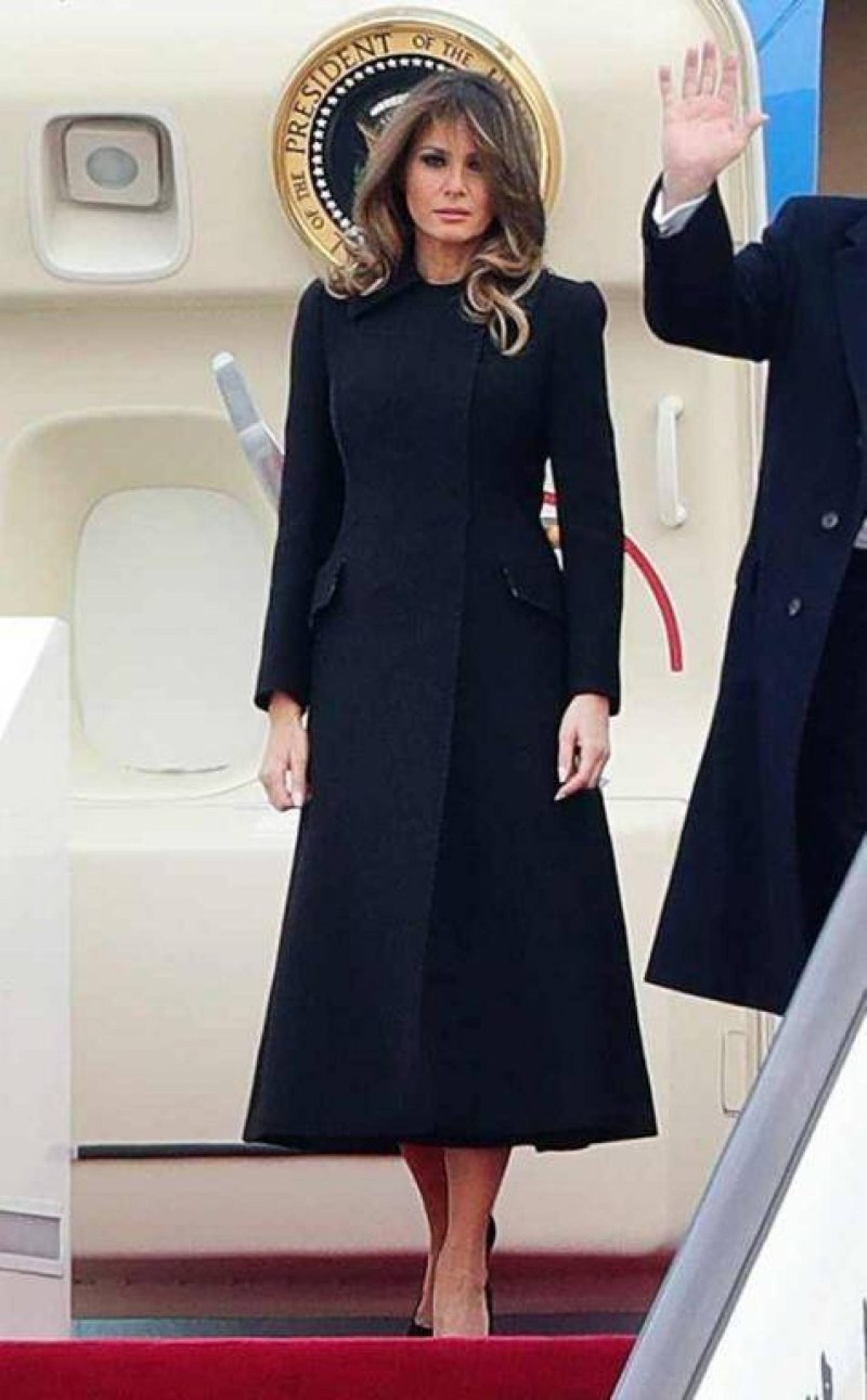 Мелания Трамп пальто